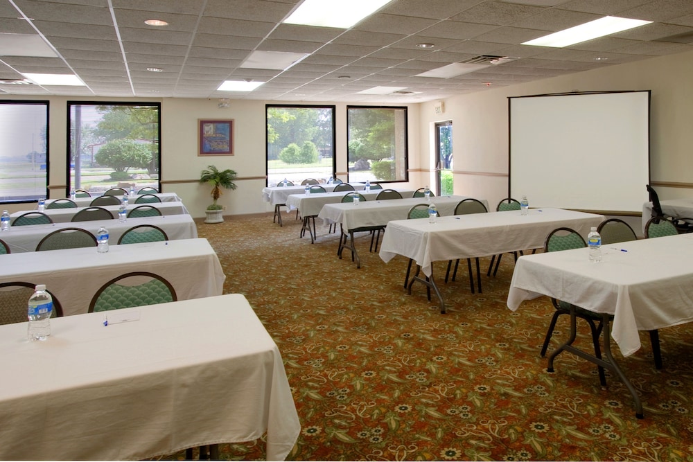 Americas Best Value Inn Tunica Resort 22/25