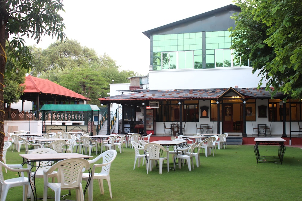 SHILPI RESORT. 27/47