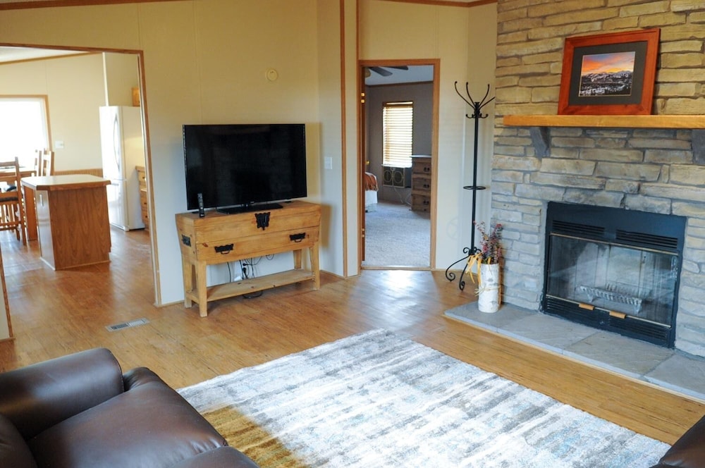 Royal Gorge Cabins 41/69