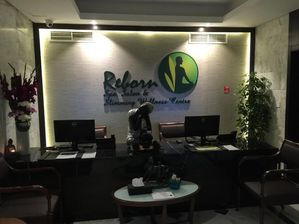 Ramee Rose Hotel 49/54