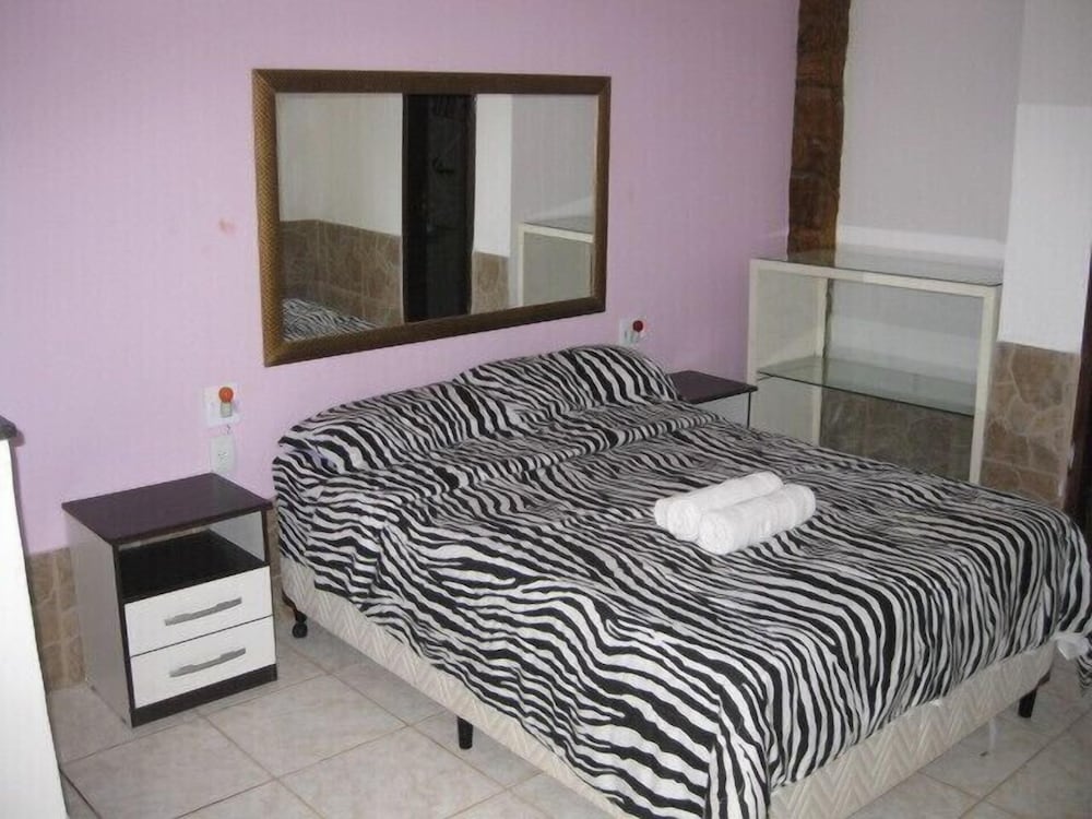 Pousada Ferradura Beach 50/50