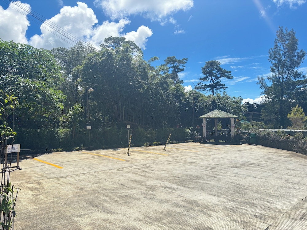 Safari Lodge Baguio By Log Cabin Hotel 69/76