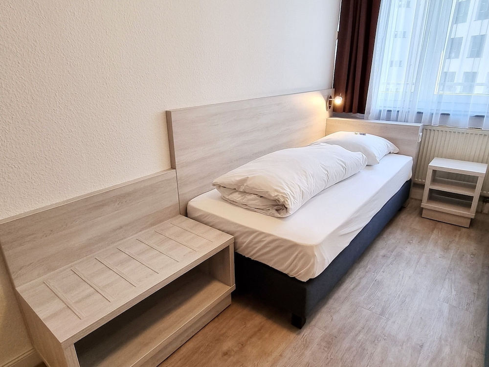 Adler Hotel Frankfurt 13/50