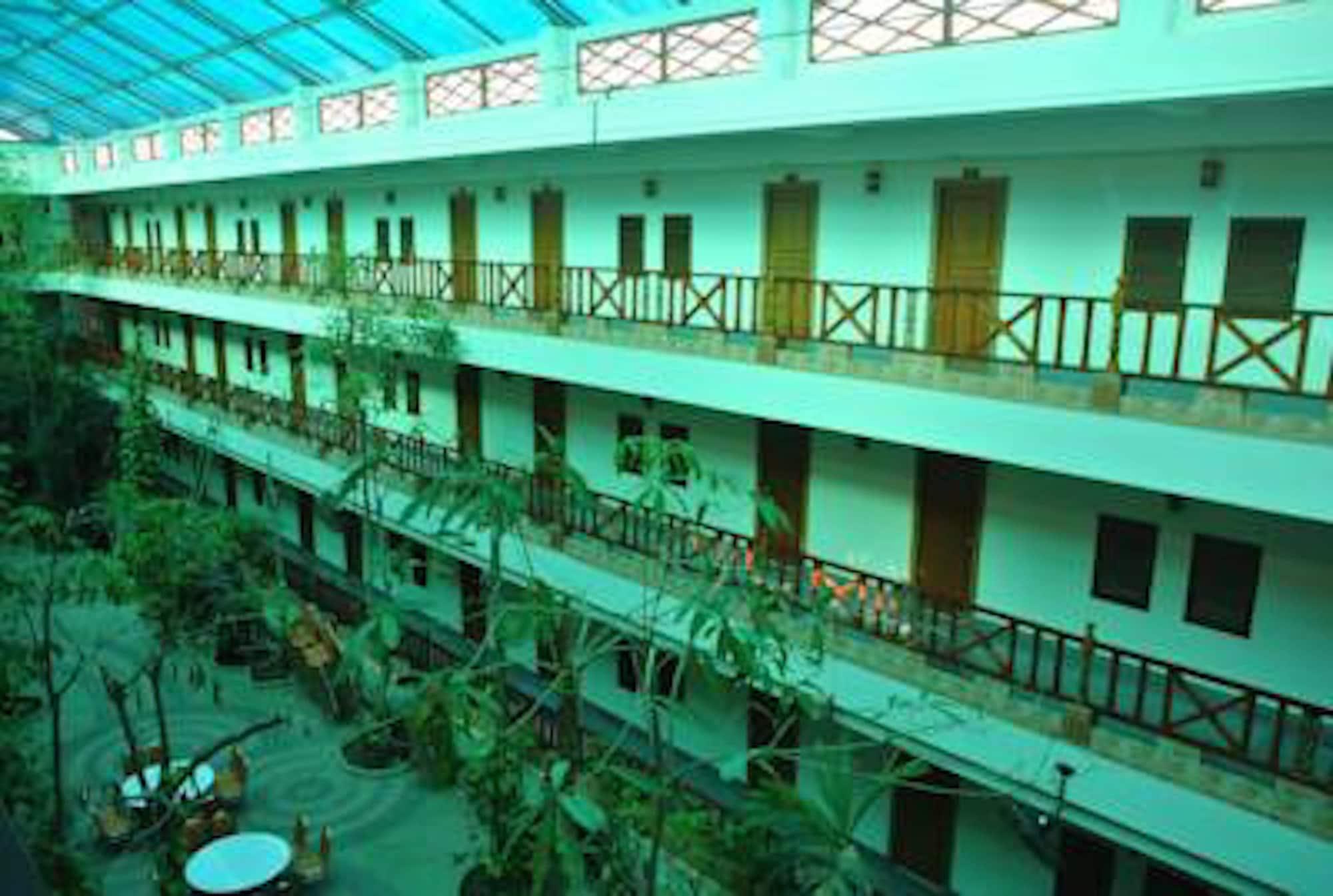 Chaikanathani Hotel 1/25