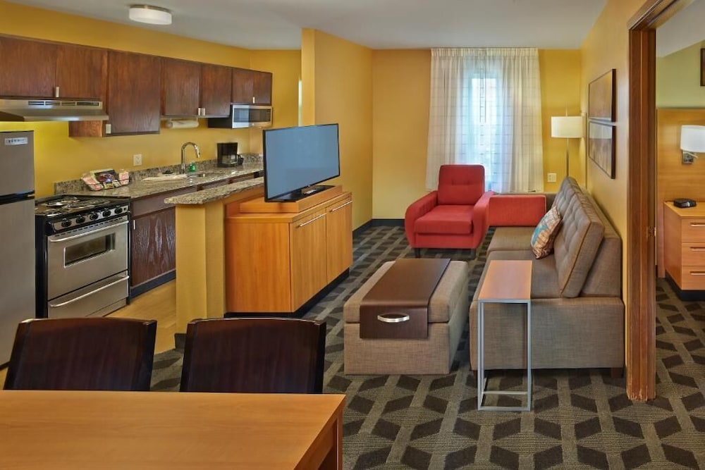 The Residences at Tewksbury (ex. Towneplace Suites By Marriott Boston Tewksbury) 27/31