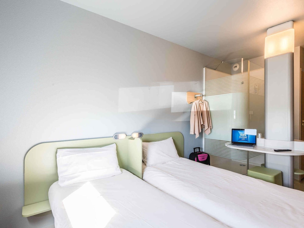 Ibis Budget Amberieu En Bugey Chateau Gaillard 7/36
