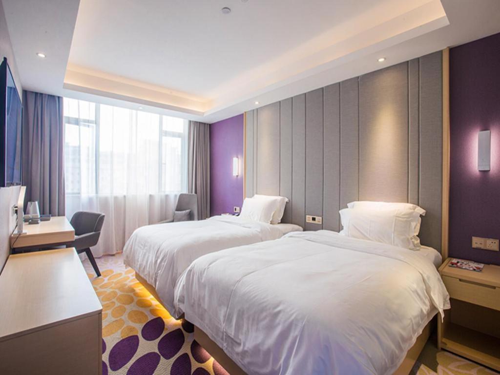 Lavande Hotel (Yingde Yingzhou Avenue) 18/46