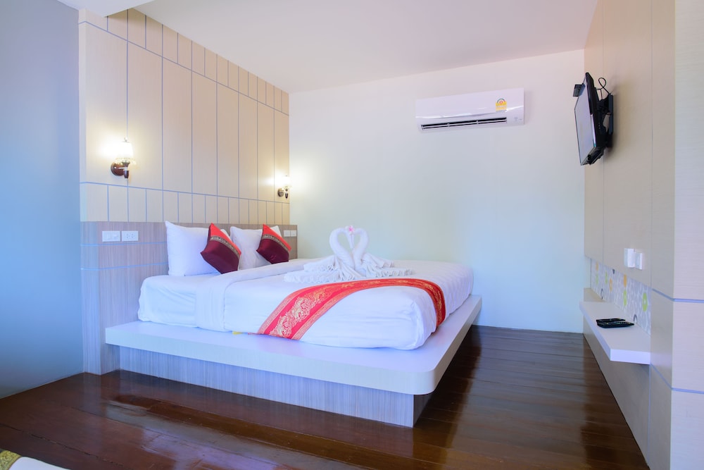 Charming Lipe Villa 10/50