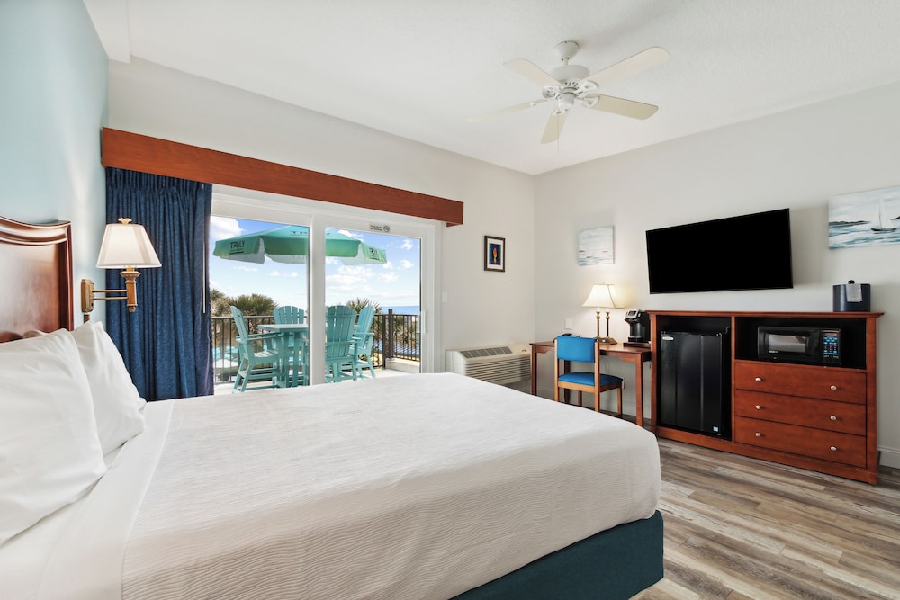 Seahorse Oceanfront Inn 13/50