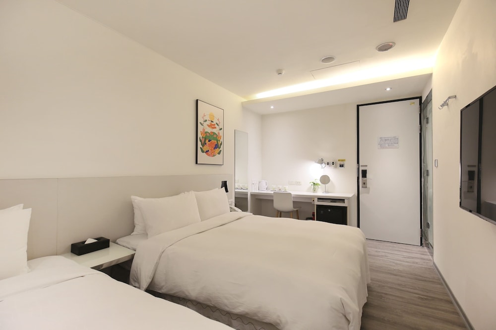 CityInn Hotel Plus Ximending Branch 14/55