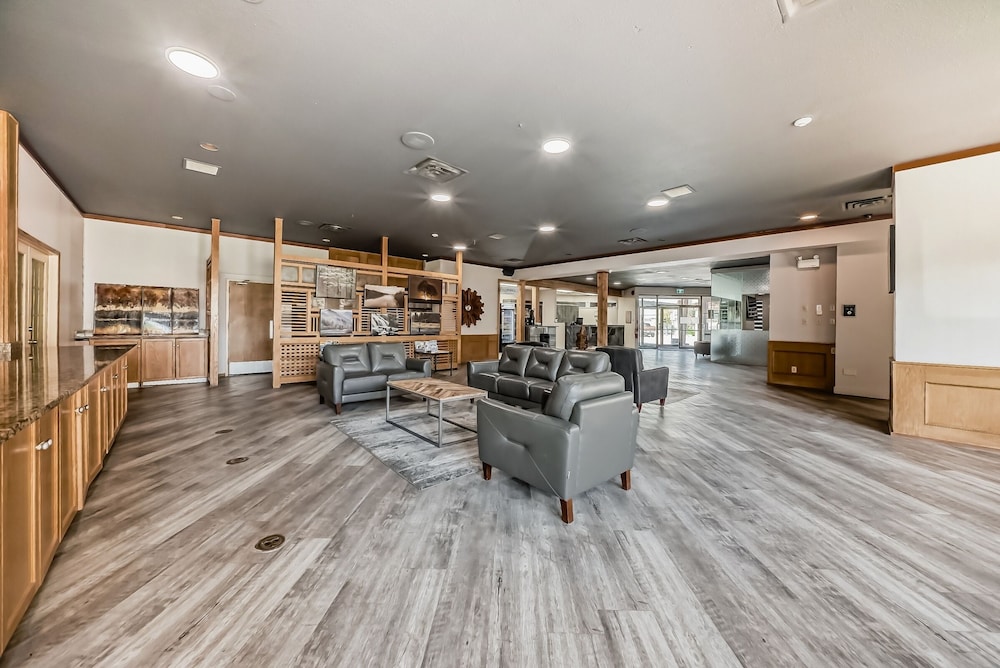 BEST WESTERN INVERMERE INN 18/27