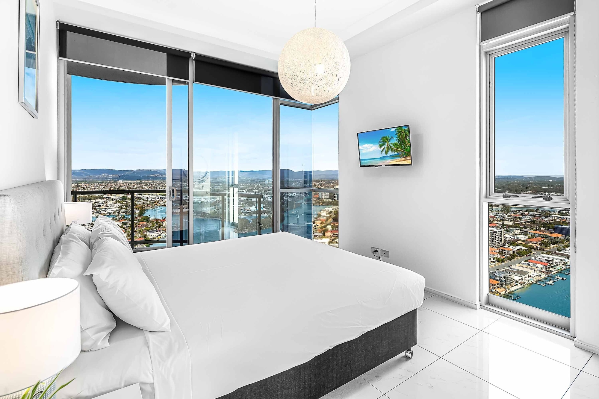 3 Bedrooms, Premium, Apartment, Twin Beds, 2 King Beds, Ocean View, 2 Bathrooms