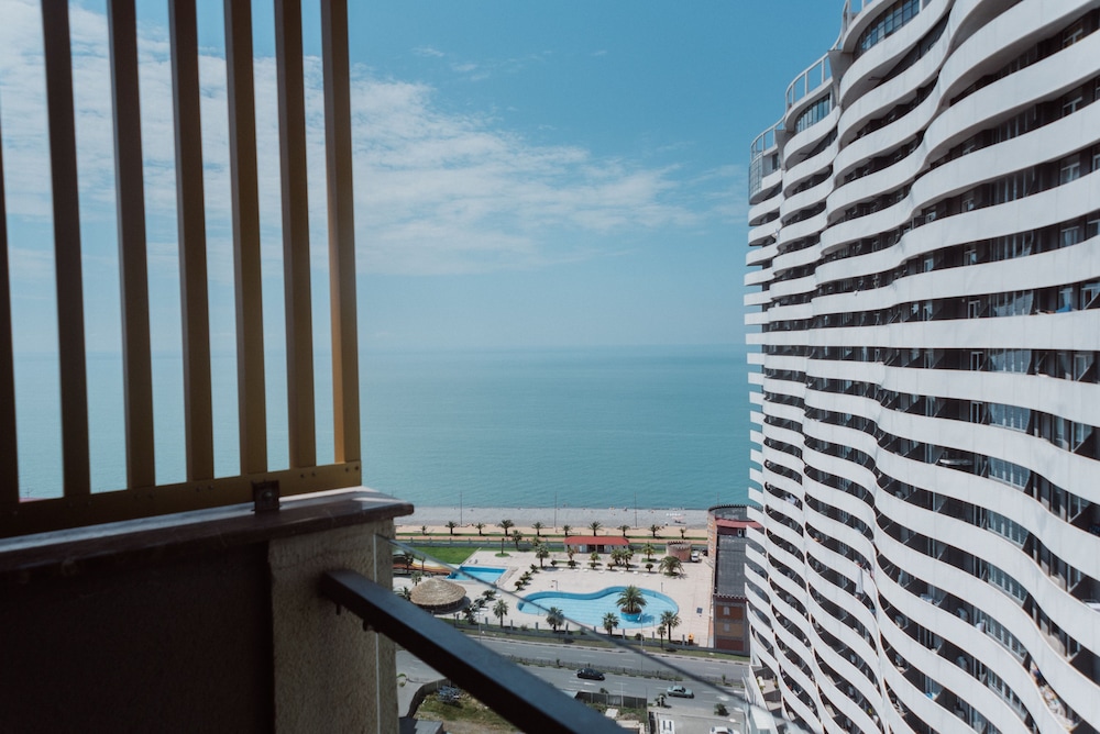 Tangerine Apart Hotel Batumi in BATUMI