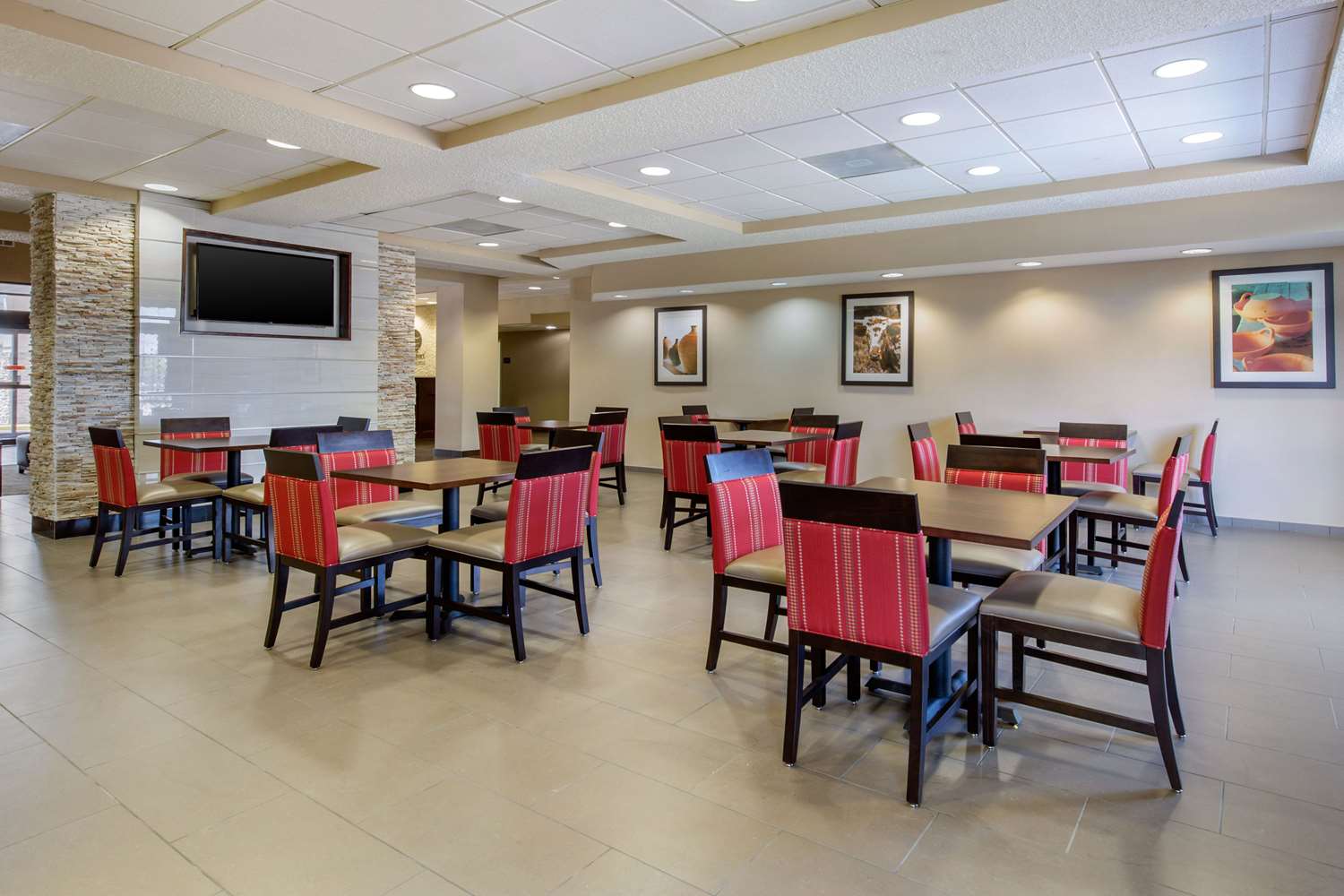 Comfort Inn & Suites SW Houston Sugarland 47/55