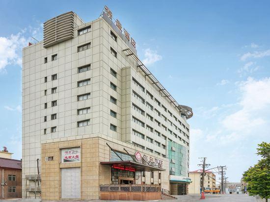 S One Hotel 6/36