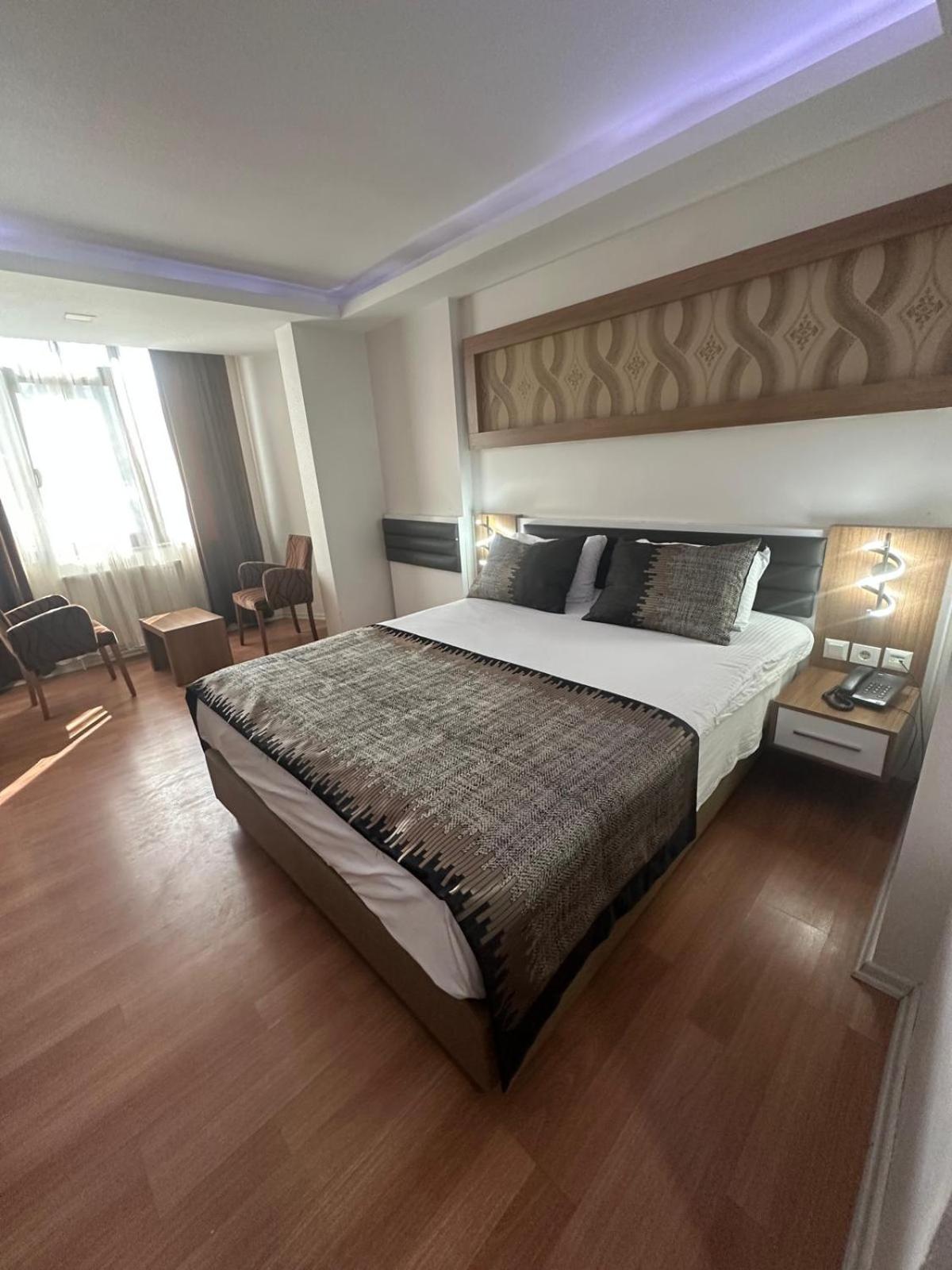 Grand Ari Otel 4/44