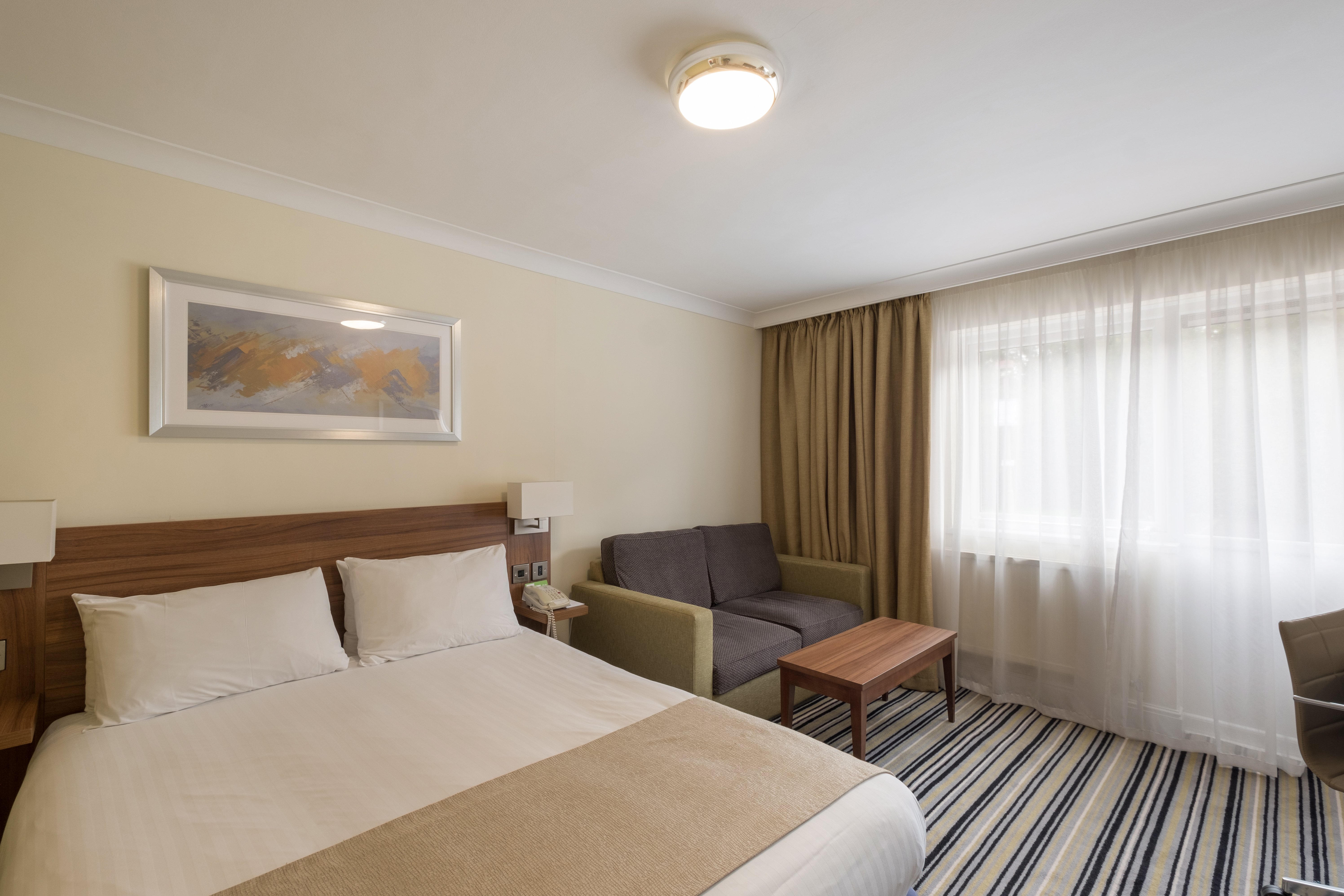Holiday Inn Swindon 10/50