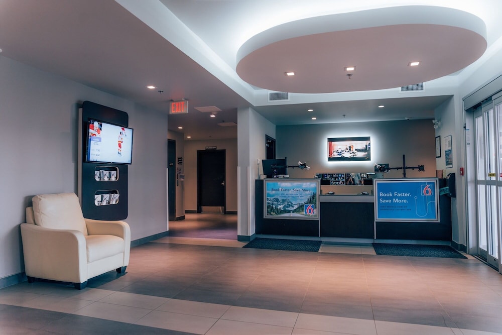 Motel6 Airdrie Ab 9/68