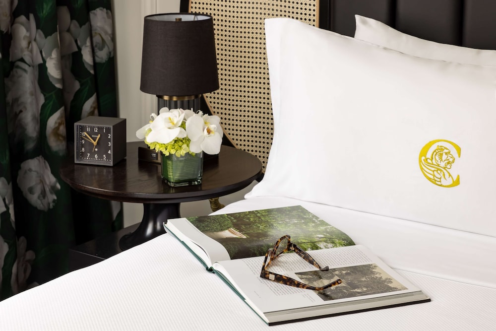 The Candler Hotel Atlanta Curio Collection by Hilton 47/55