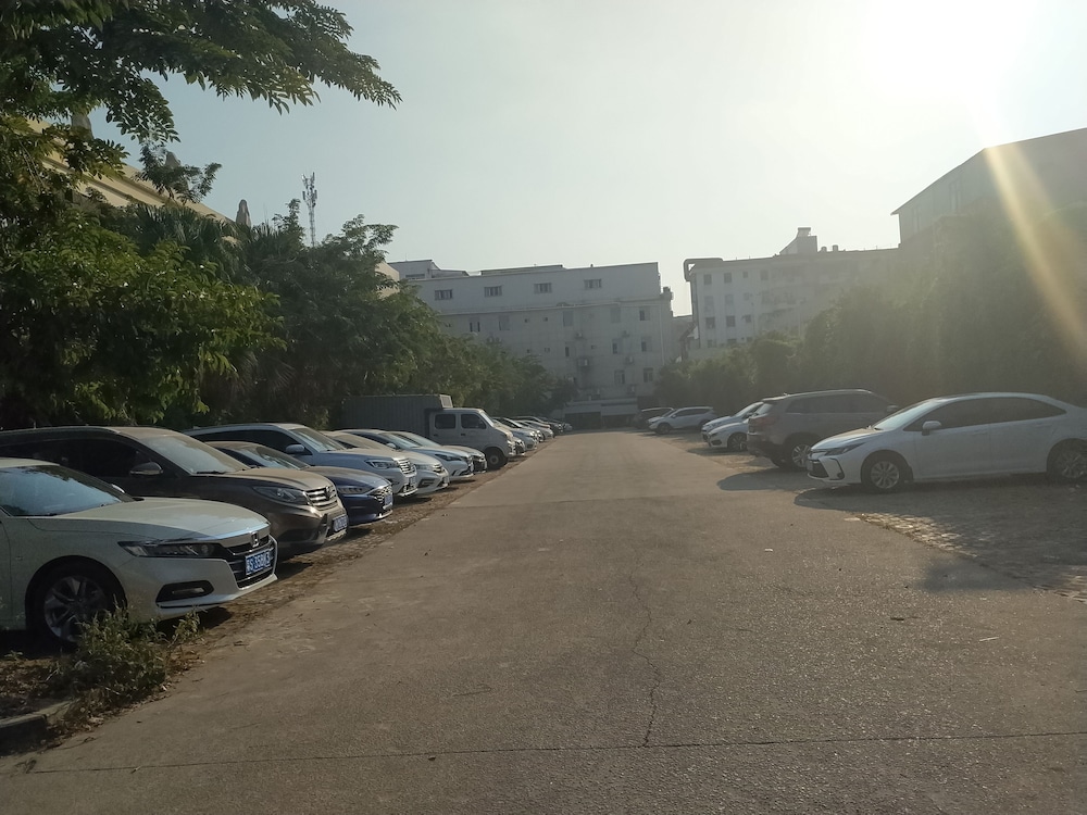 Junyue Internation Hotel 17/18