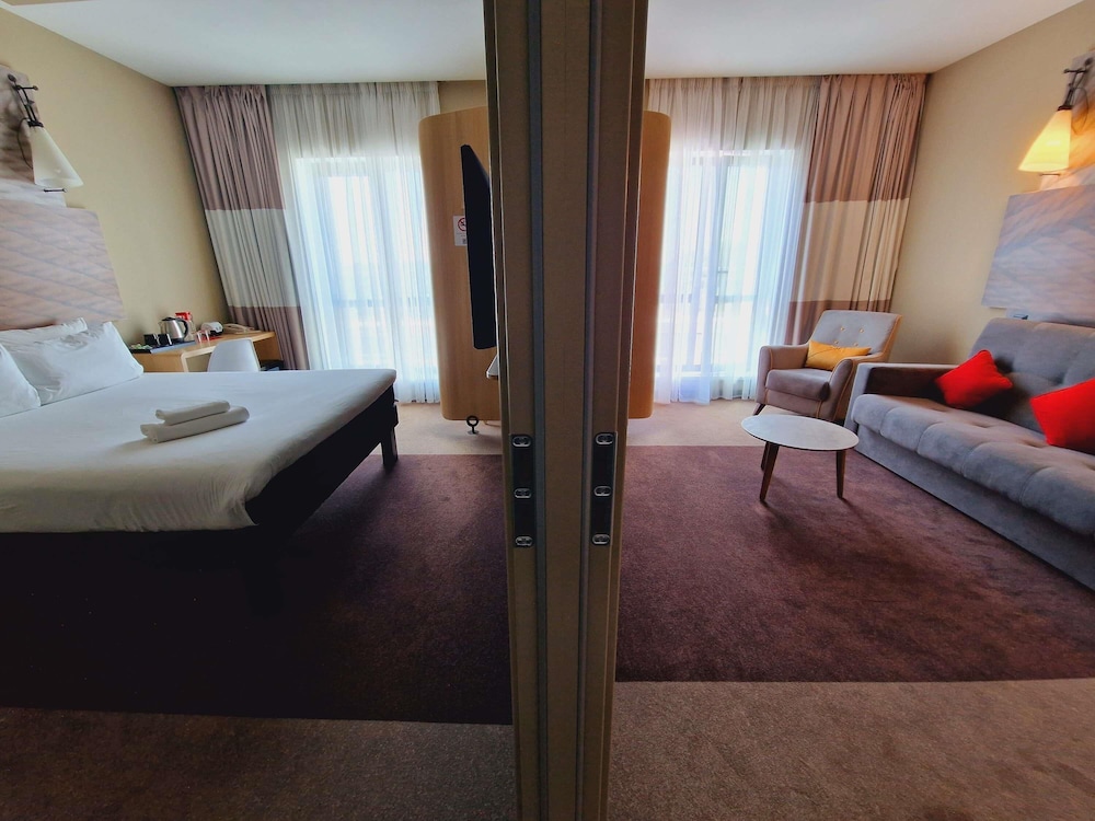 ibis Aktobe Hotel 11/50