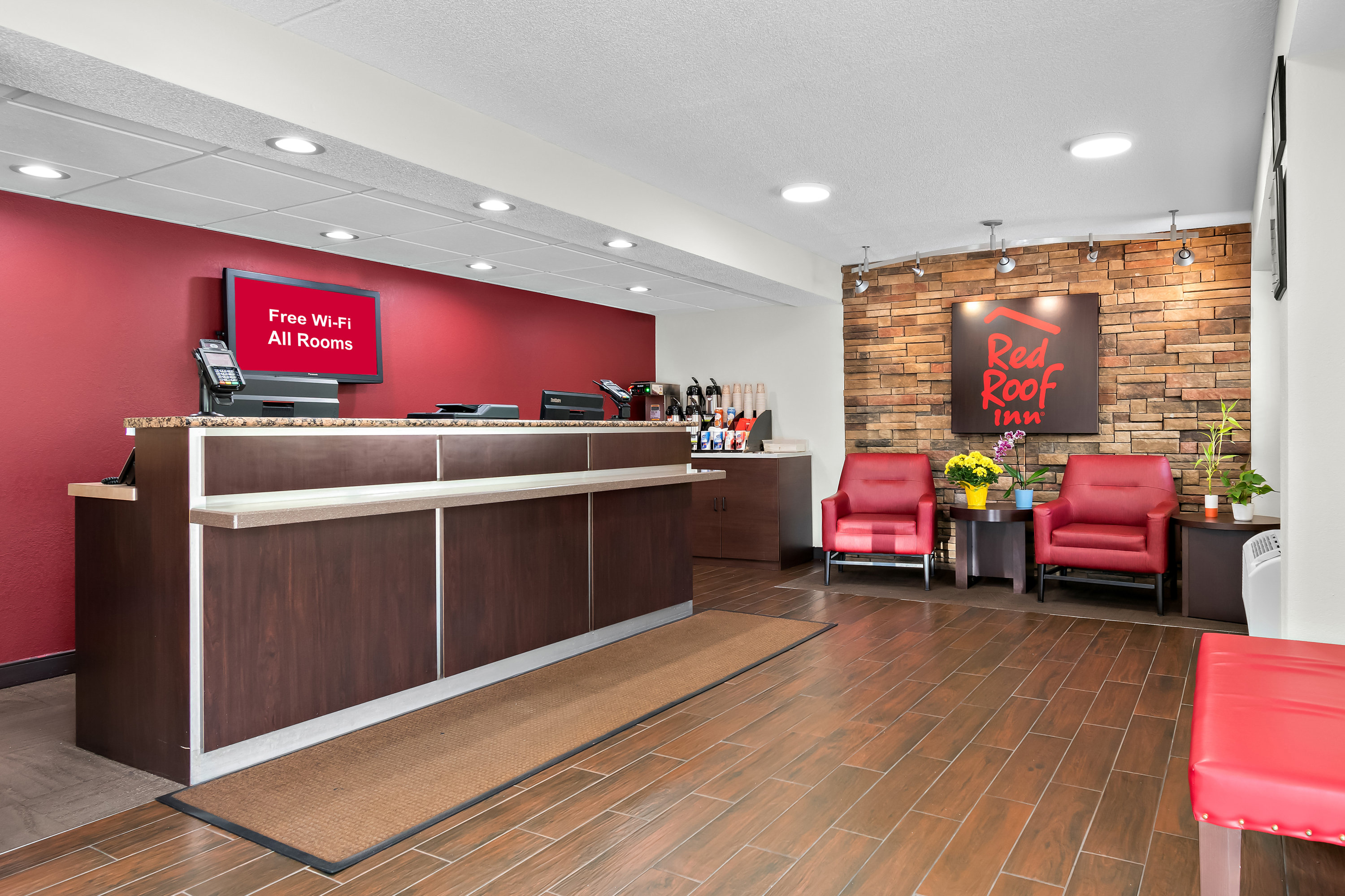Red Roof Inn Harrisburg North 5/24