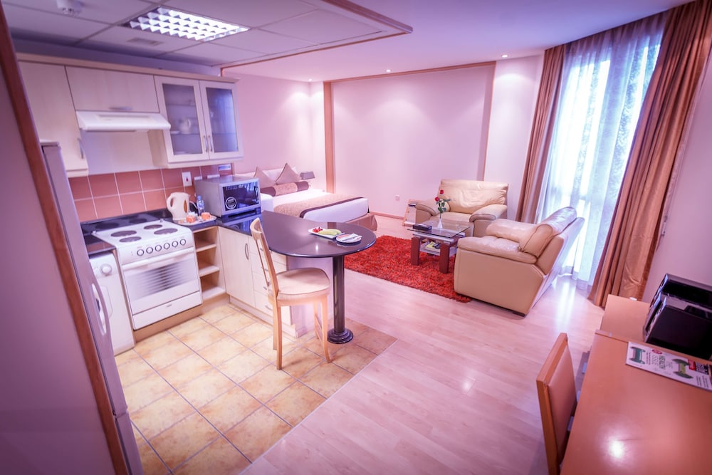 Elite Seef Residence & Hotel 51/70