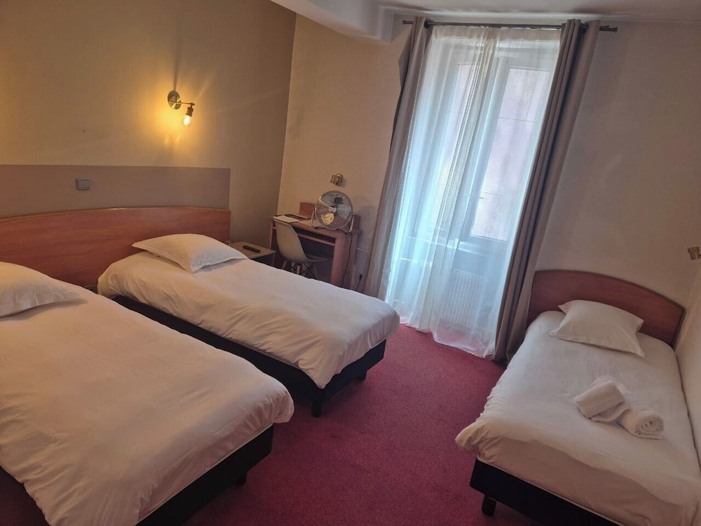 Hotel Beaulieu Lyon Charbonnieres 8/40