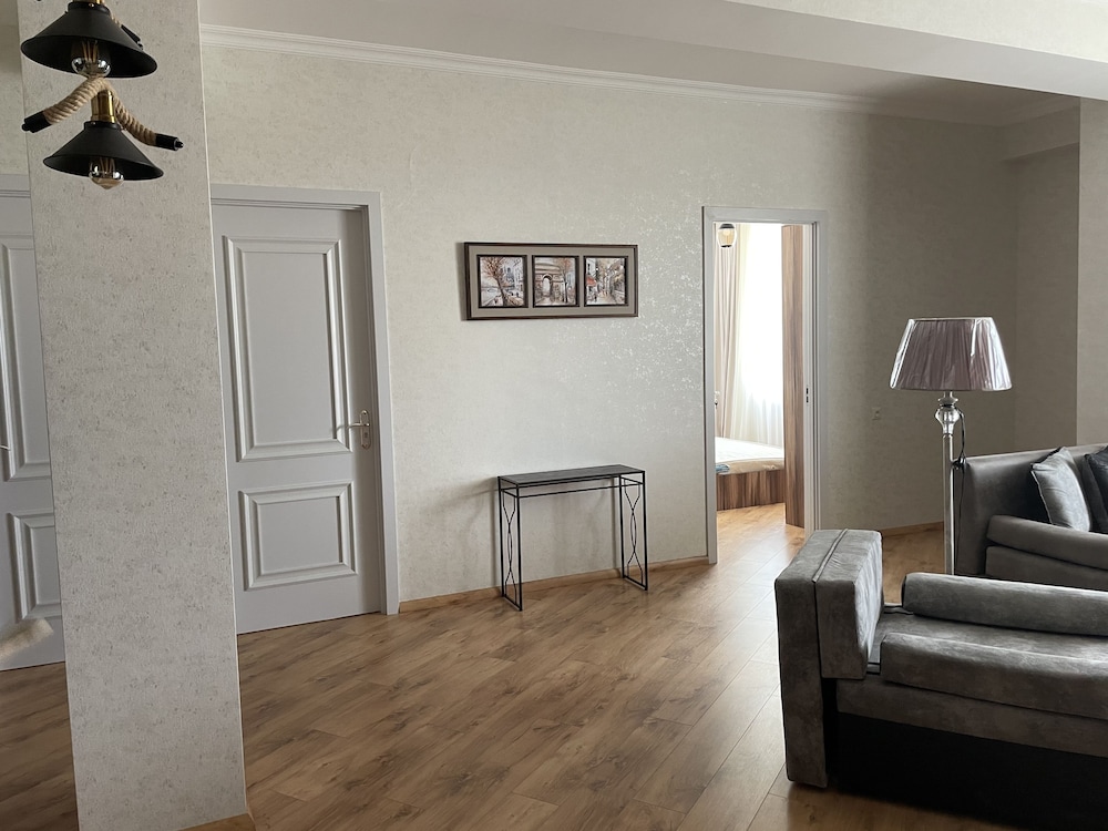 Vazi Aparthotel 32/49