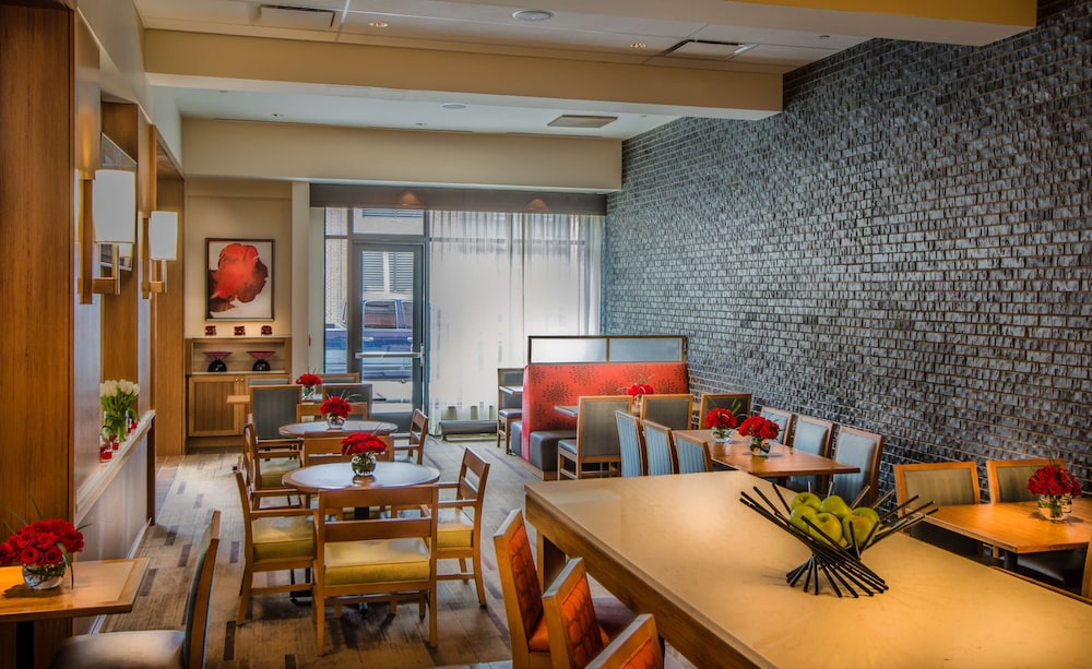 Hyatt Place Baltimore Inner Harbor 29/46
