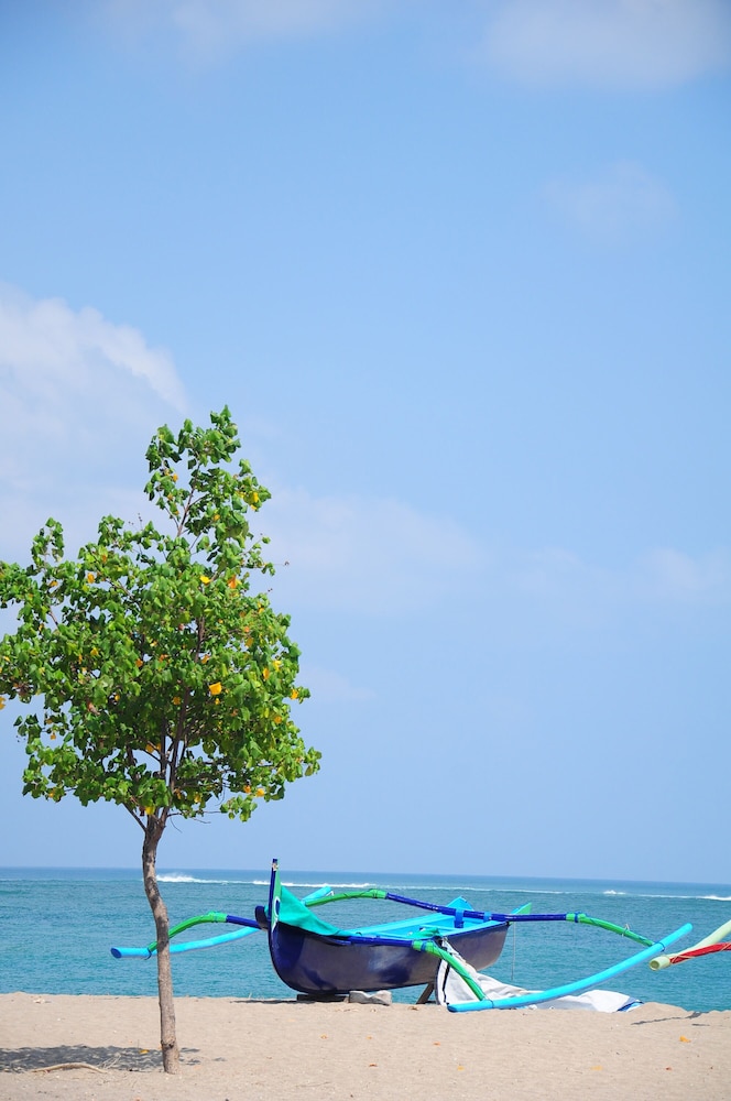 HOLIDAY INN EXPRESS BARUNA BALI 41/73