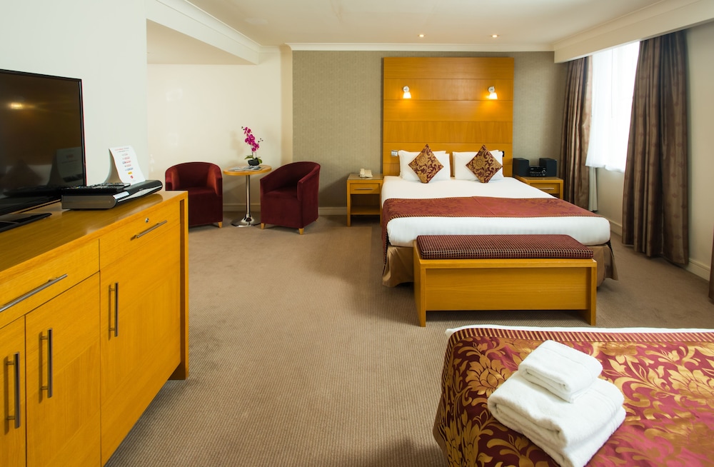 Park City Grand Plaza Kensington 10/74
