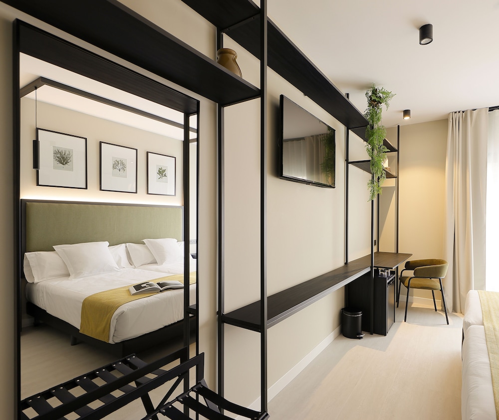 Nuvo Hotel Boutique 12/50