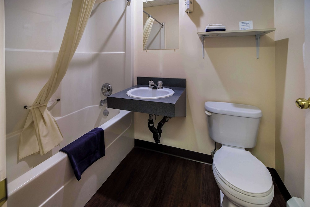 Canadas Best Value Inn Fort St John 17/21