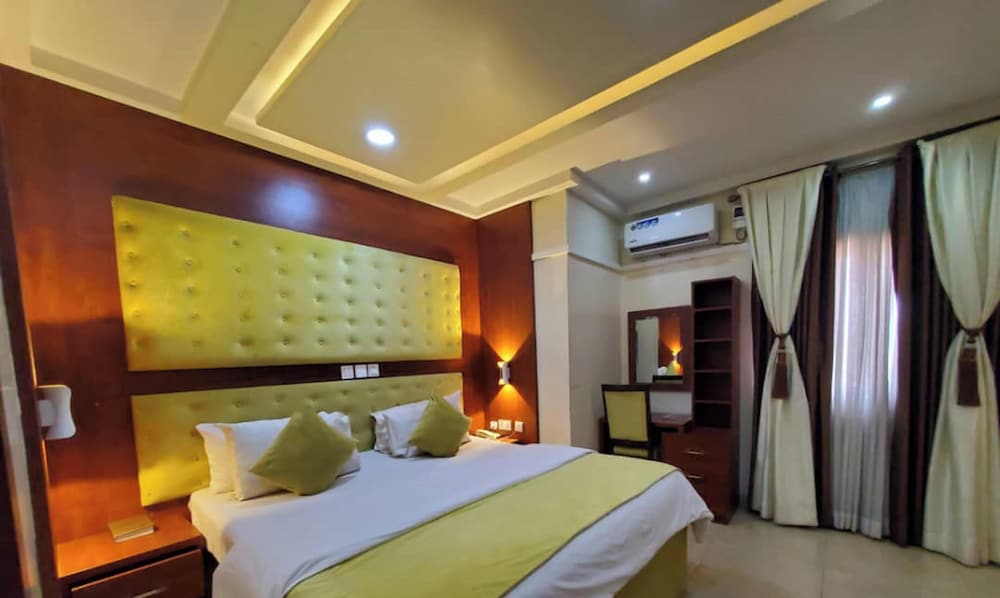 Gold Value Hotels 13/47