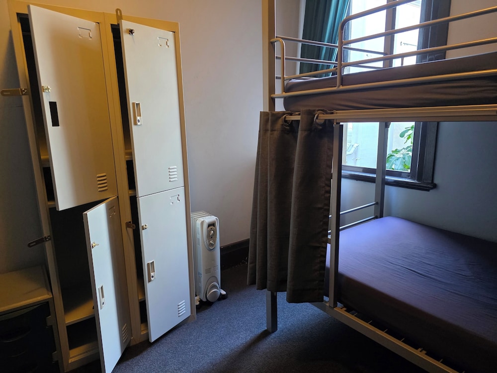 Coogee Beach House - Hostel 11/36
