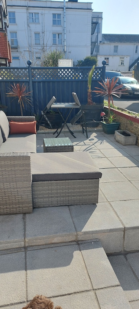 Trentham Guest House 38/50