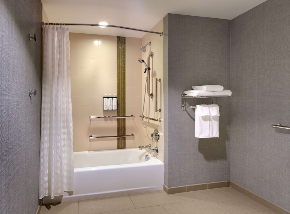 Hyatt Place Provo 59/60