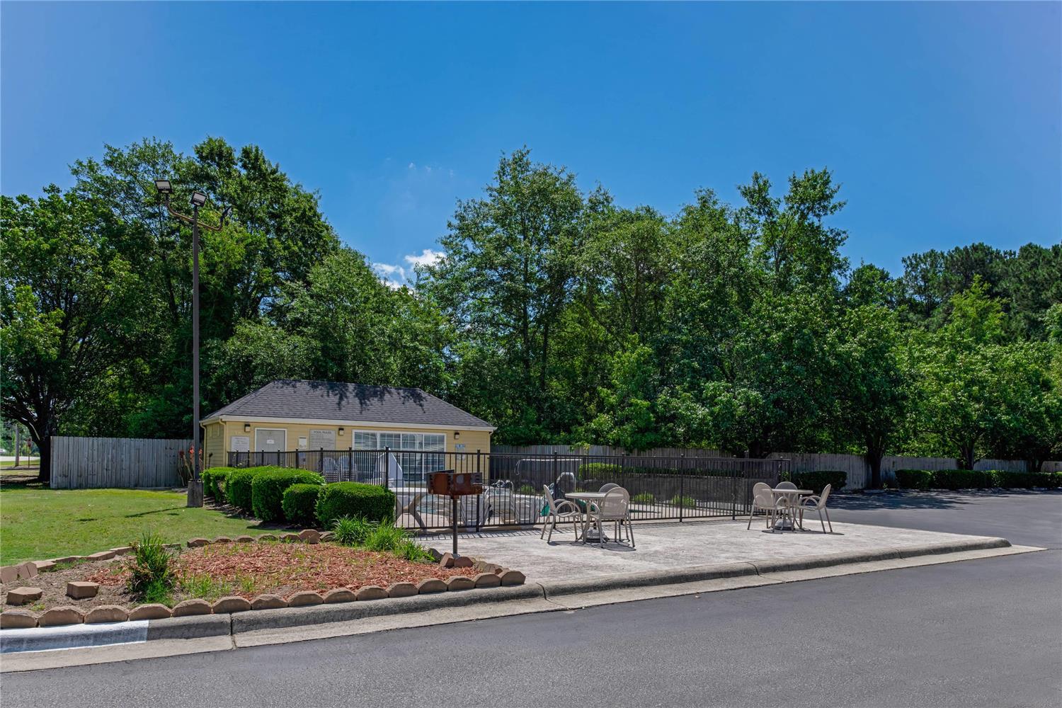 Quality Inn Laurinburg, NC 43/44