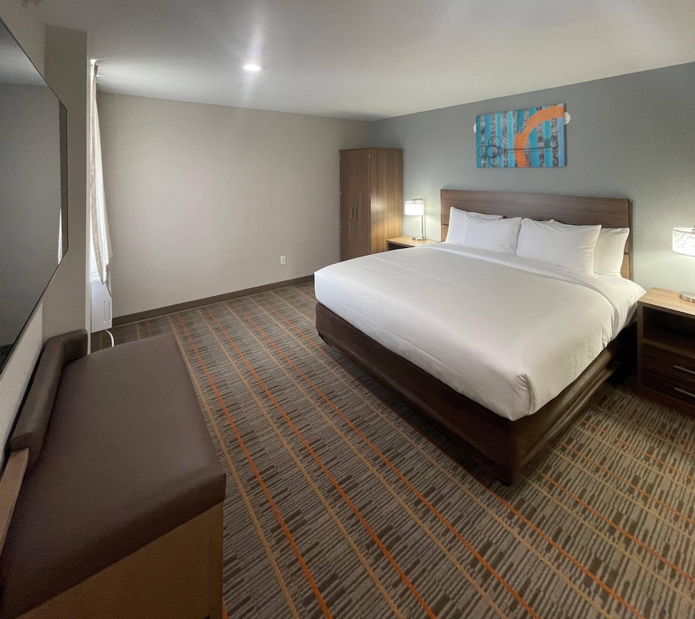 MainStay Suites Bronx - Belmont 31/61