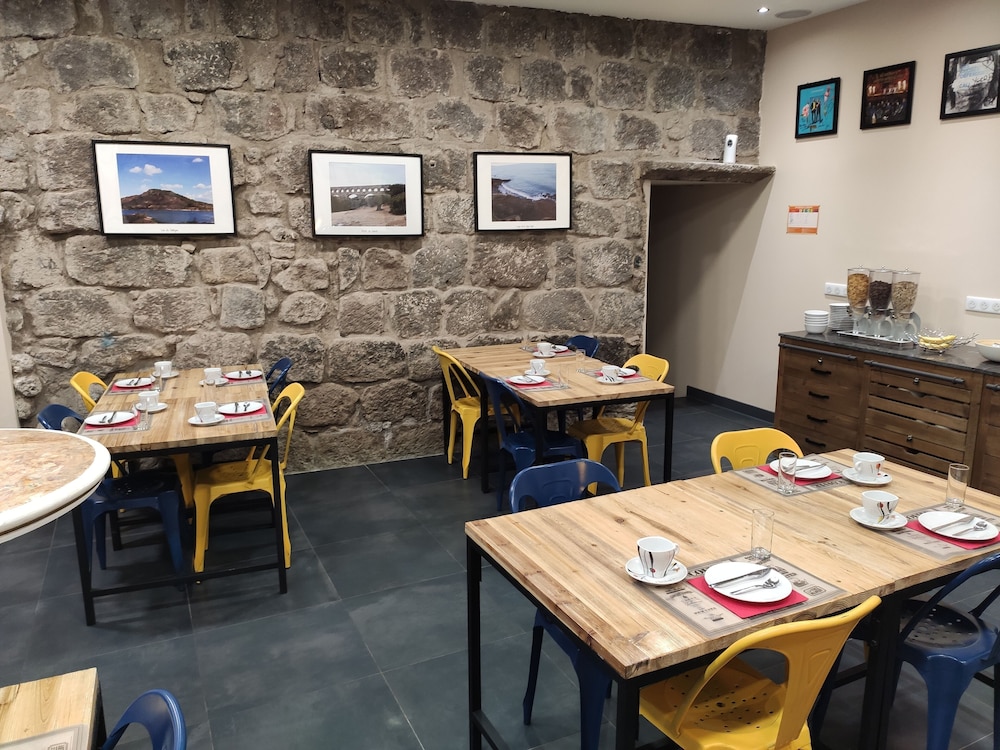 Logis Hotel Yseria - Historical Center 40/58