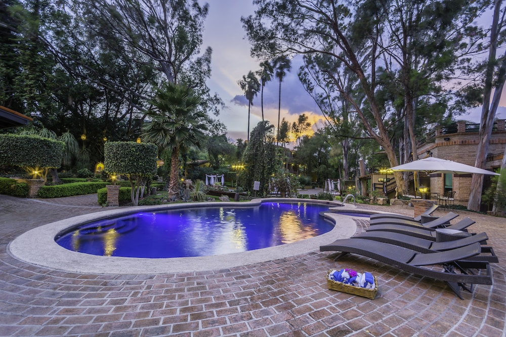 Hotel Quinta San Carlos 10/66