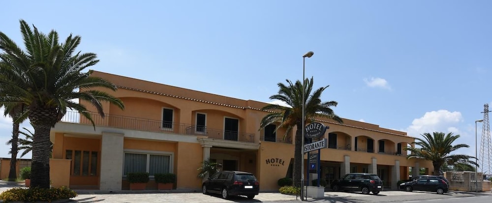 Hotel Ristorante La Lampara 1/43