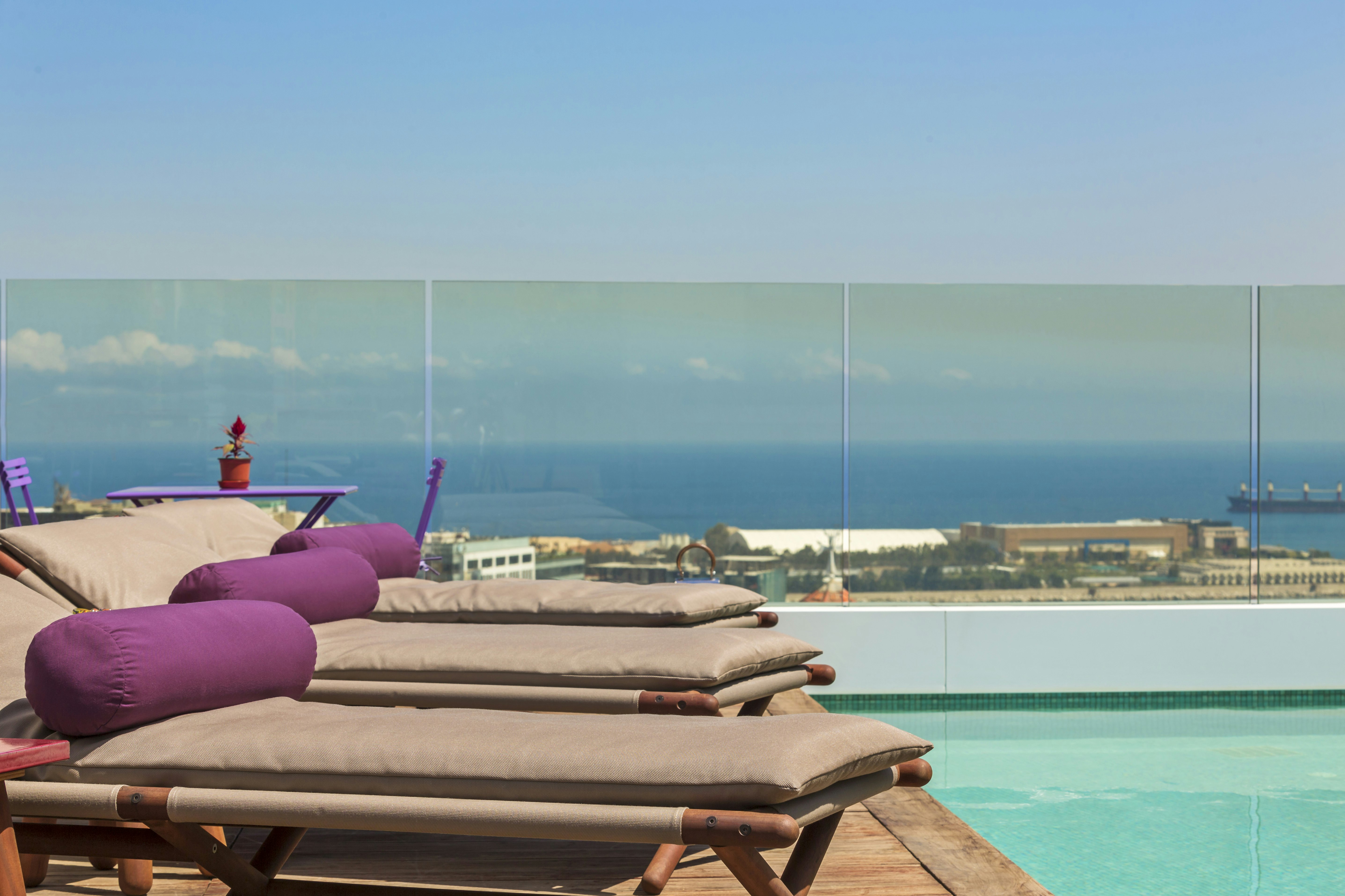 O Monot Luxury Boutique Hotel 62/67