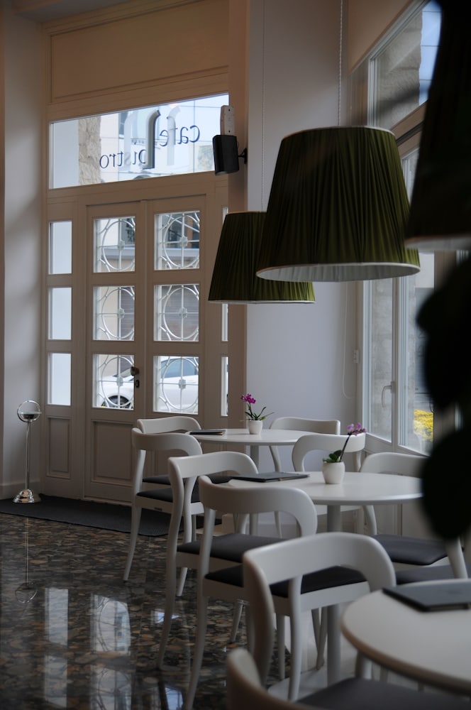Metropolis Hotel Ioannina 56/63