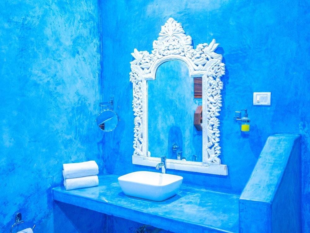Leela Cottages 31/53