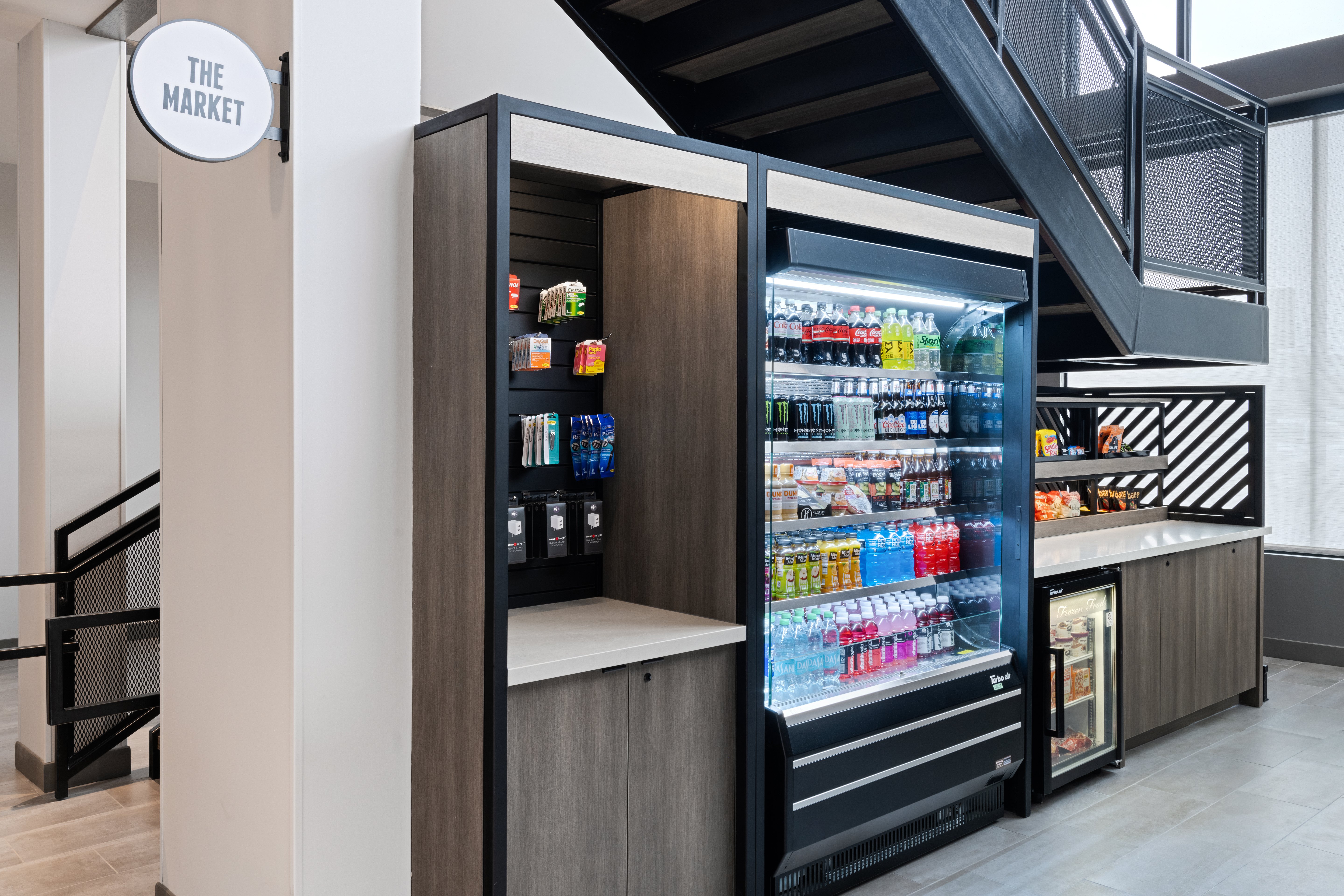 Atwell Suites Kansas City Airport by IHG 15/28