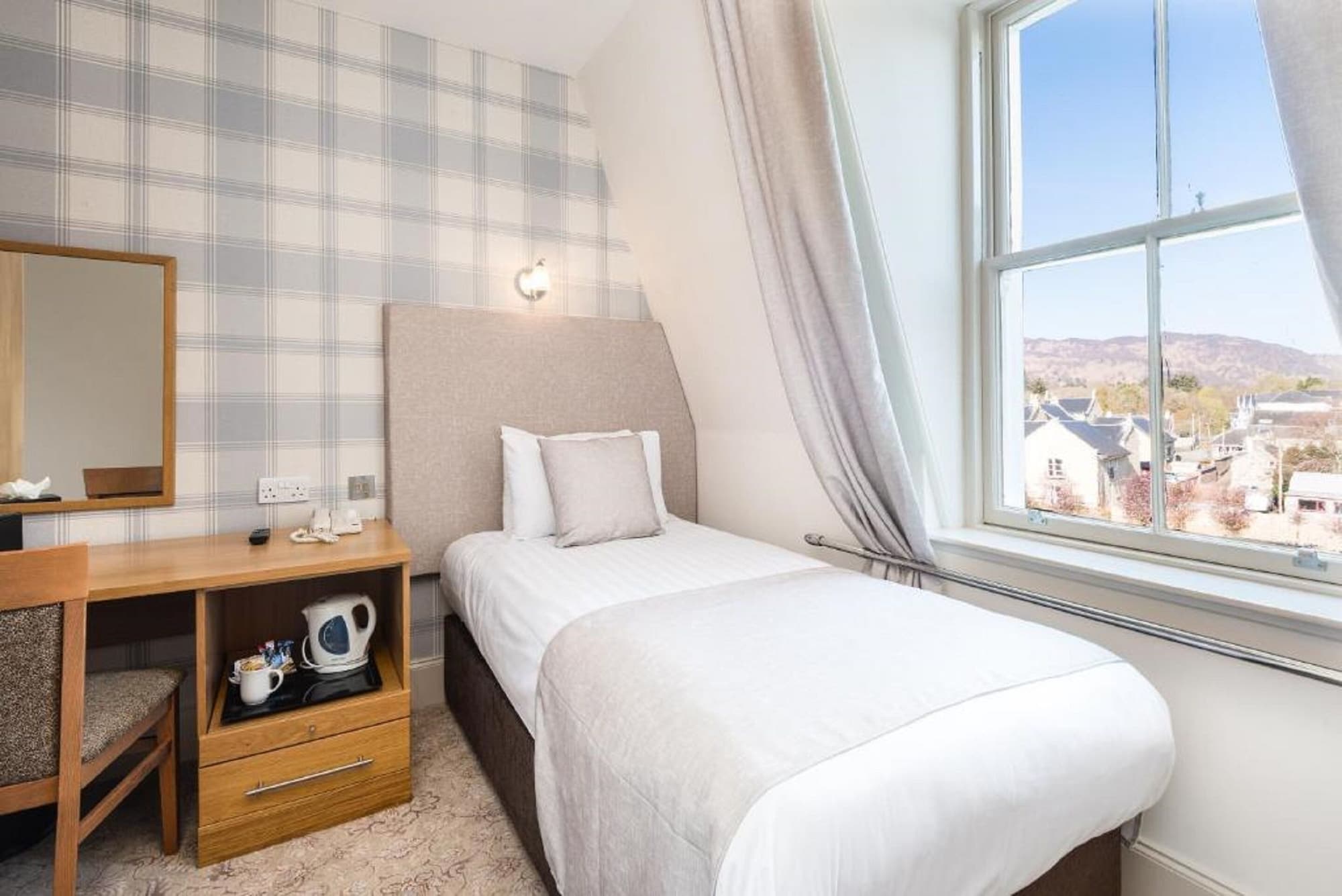 غرفة تنفيذية مفردة بسرير مزدوج، Fishers Hotel 7/10