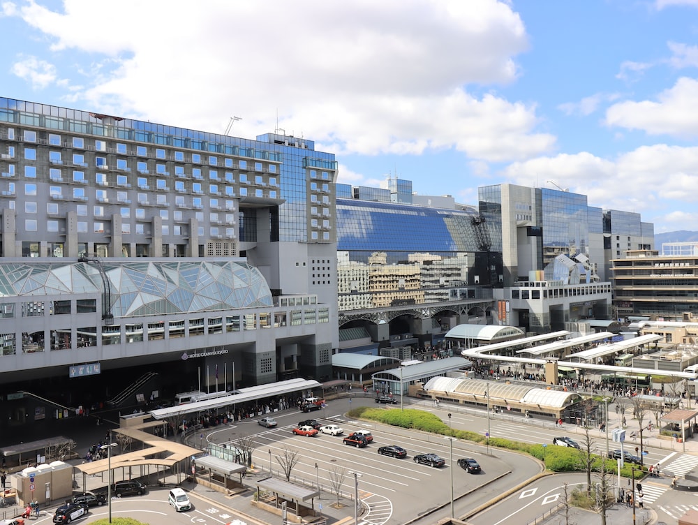 Hotel Tomiya with M's 32/35