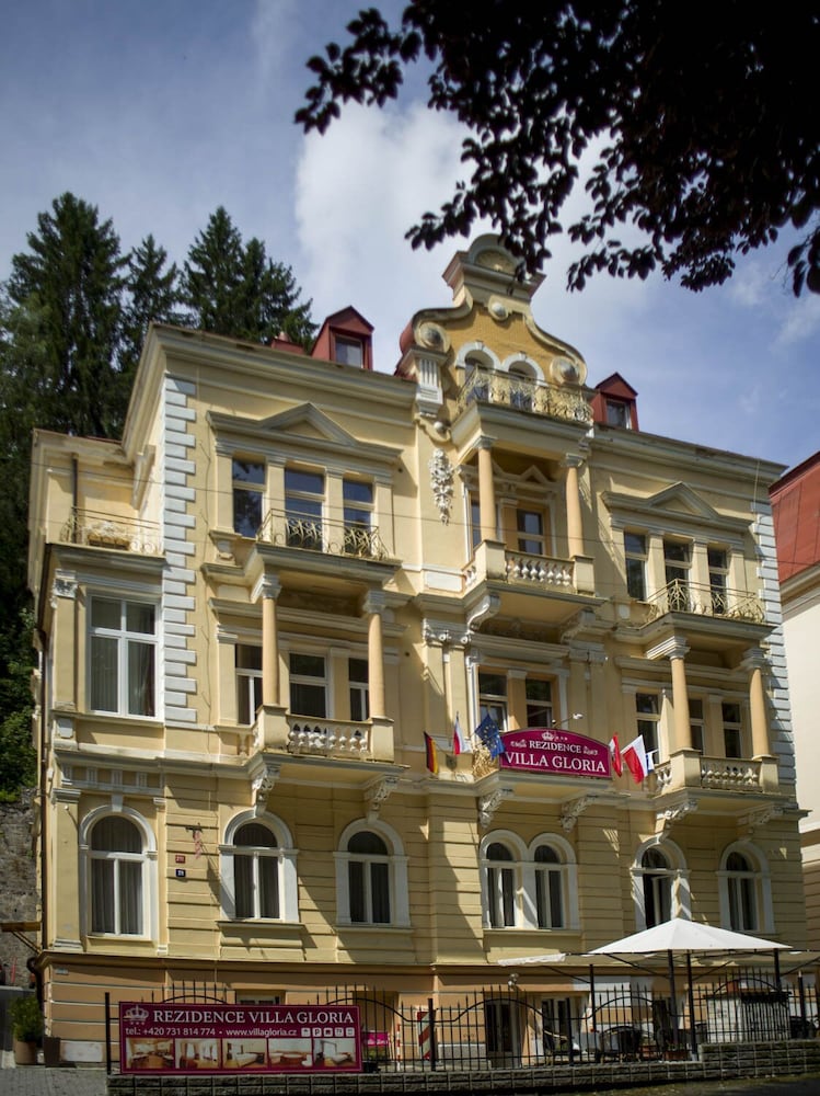 Villa Gloria 2/57